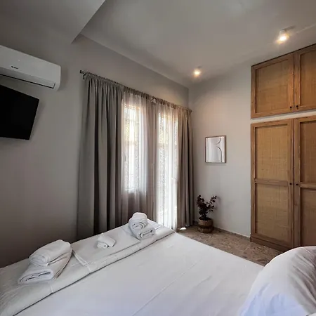 Orfeas Luxury & Inn *